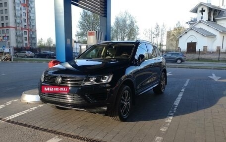 Volkswagen Touareg III, 2018 год, 3 050 000 рублей, 2 фотография