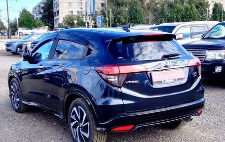 Honda Vezel, 2018 год, 1 980 000 рублей, 2 фотография