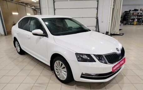 Skoda Octavia, 2017 год, 1 750 000 рублей, 2 фотография