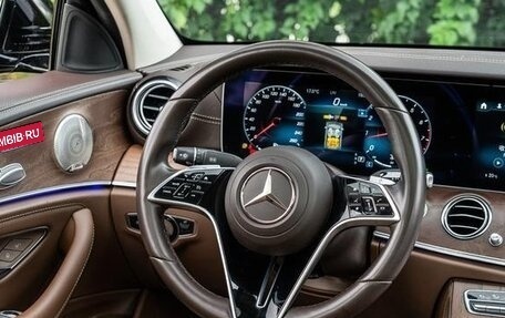 Mercedes-Benz E-Класс, 2022 год, 5 590 000 рублей, 13 фотография