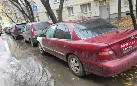 Hyundai Sonata III рестайлинг, 1998 год, 190 000 рублей, 3 фотография