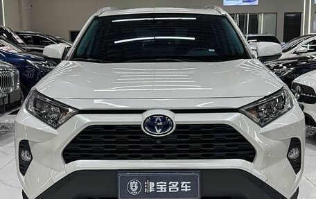 Toyota RAV4, 2022 год, 4 154 000 рублей, 5 фотография