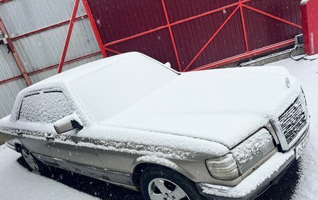 Mercedes-Benz S-Класс, 1985 год, 300 000 рублей, 1 фотография