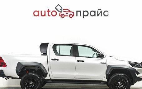 Toyota Hilux VIII, 2024 год, 7 800 000 рублей, 8 фотография