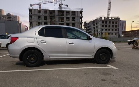 Renault Logan II, 2015 год, 800 000 рублей, 6 фотография