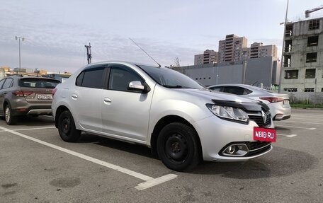 Renault Logan II, 2015 год, 800 000 рублей, 7 фотография