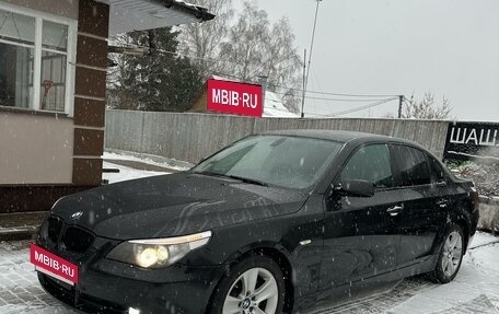 BMW 5 серия, 2005 год, 1 300 000 рублей, 3 фотография