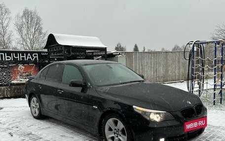 BMW 5 серия, 2005 год, 1 300 000 рублей, 2 фотография