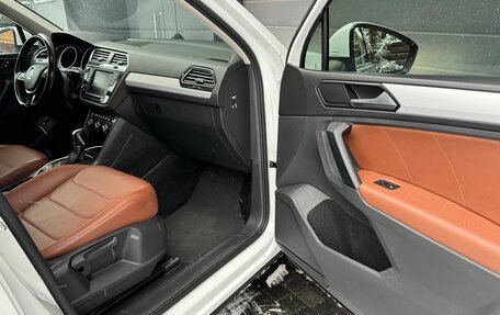 Volkswagen Tiguan II, 2017 год, 2 790 000 рублей, 9 фотография