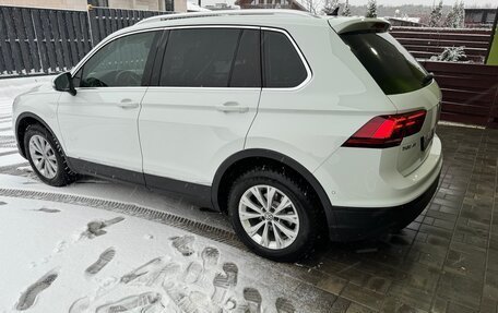 Volkswagen Tiguan II, 2017 год, 2 790 000 рублей, 3 фотография