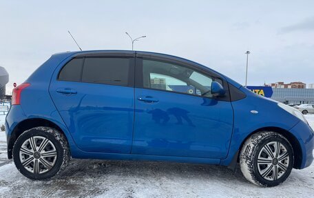 Toyota Yaris III рестайлинг, 2007 год, 730 000 рублей, 4 фотография