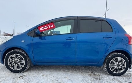 Toyota Yaris III рестайлинг, 2007 год, 730 000 рублей, 2 фотография