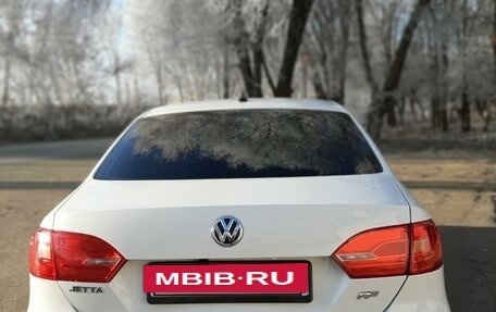 Volkswagen Jetta VI, 2012 год, 1 300 000 рублей, 3 фотография