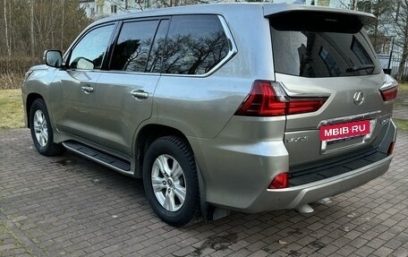 Lexus LX III, 2016 год, 8 300 000 рублей, 2 фотография