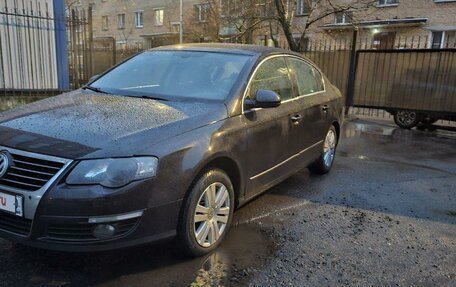 Volkswagen Passat B6, 2006 год, 850 000 рублей, 1 фотография