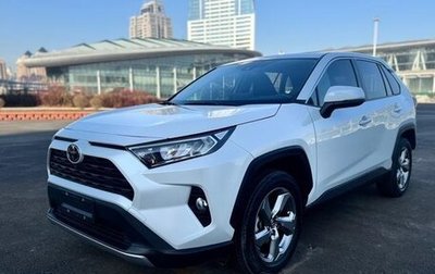 Toyota RAV4, 2021 год, 3 290 000 рублей, 1 фотография