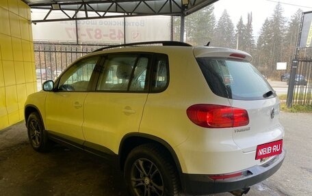 Volkswagen Tiguan I, 2012 год, 1 099 000 рублей, 6 фотография