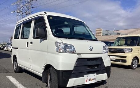 Daihatsu Hijet X, 2017 год, 587 333 рублей, 2 фотография