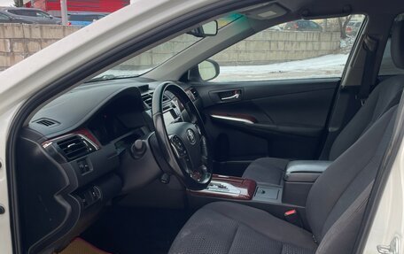 Toyota Camry, 2013 год, 1 700 000 рублей, 8 фотография