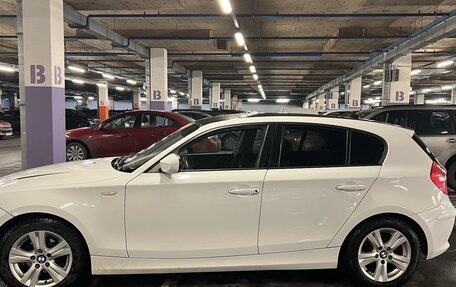 BMW 1 серия, 2010 год, 740 000 рублей, 2 фотография