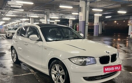 BMW 1 серия, 2010 год, 740 000 рублей, 7 фотография