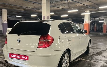 BMW 1 серия, 2010 год, 740 000 рублей, 5 фотография