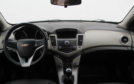 Chevrolet Cruze II, 2011 год, 780 000 рублей, 15 фотография