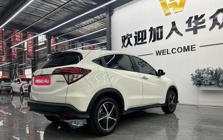 Honda Vezel, 2021 год, 1 760 000 рублей, 11 фотография