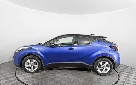 Toyota C-HR I рестайлинг, 2018 год, 2 640 000 рублей, 8 фотография