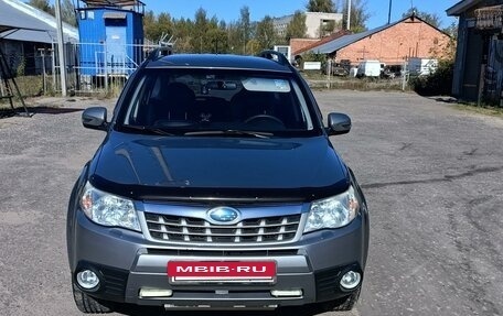 Subaru Forester, 2011 год, 1 600 000 рублей, 2 фотография