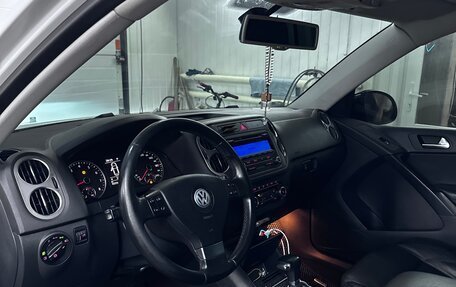 Volkswagen Tiguan I, 2010 год, 1 660 000 рублей, 2 фотография