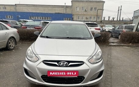 Hyundai Solaris II рестайлинг, 2011 год, 1 249 000 рублей, 2 фотография