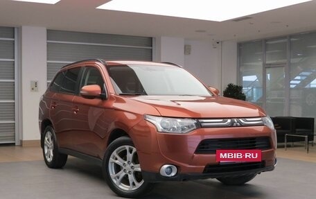 Mitsubishi Outlander III рестайлинг 3, 2012 год, 1 650 000 рублей, 3 фотография