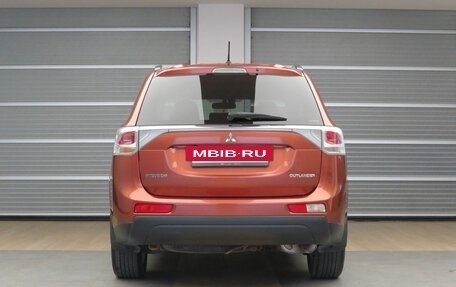 Mitsubishi Outlander III рестайлинг 3, 2012 год, 1 650 000 рублей, 23 фотография