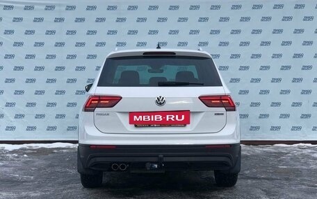 Volkswagen Tiguan II, 2020 год, 3 099 000 рублей, 6 фотография