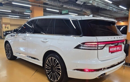 Lincoln Aviator II, 2021 год, 4 500 000 рублей, 3 фотография