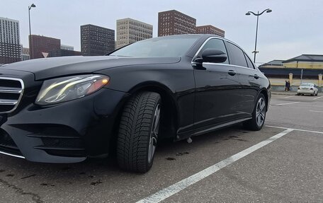 Mercedes-Benz E-Класс, 2017 год, 3 585 000 рублей, 2 фотография