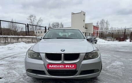 BMW 3 серия, 2008 год, 1 300 000 рублей, 2 фотография