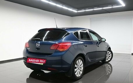 Opel Astra J, 2011 год, 845 000 рублей, 2 фотография