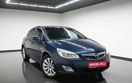 Opel Astra J, 2011 год, 845 000 рублей, 5 фотография