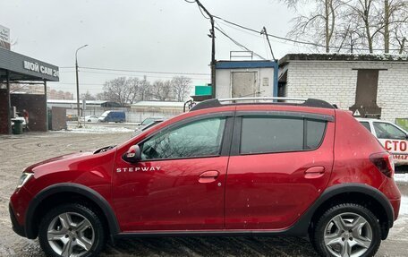 Renault Sandero II рестайлинг, 2020 год, 1 390 000 рублей, 19 фотография