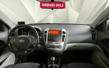 KIA cee'd I рестайлинг, 2009 год, 535 000 рублей, 11 фотография