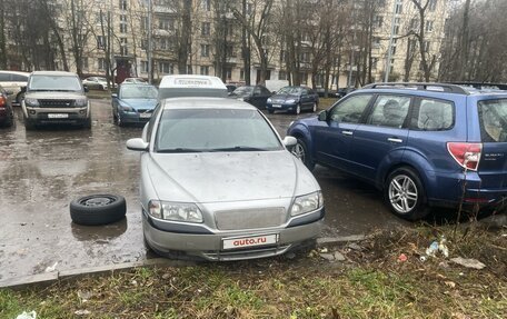 Volvo S80 II рестайлинг 2, 2001 год, 700 000 рублей, 3 фотография