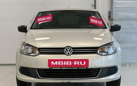 Volkswagen Polo VI (EU Market), 2013 год, 740 000 рублей, 2 фотография