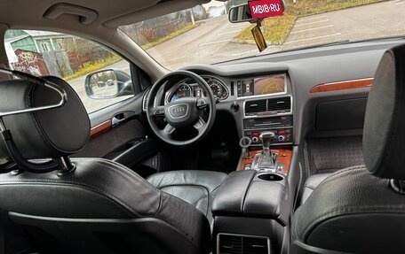 Audi Q7, 2011 год, 1 995 000 рублей, 15 фотография