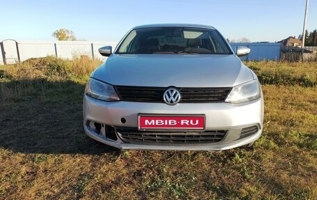 Volkswagen Jetta VI, 2012 год, 950 000 рублей, 1 фотография