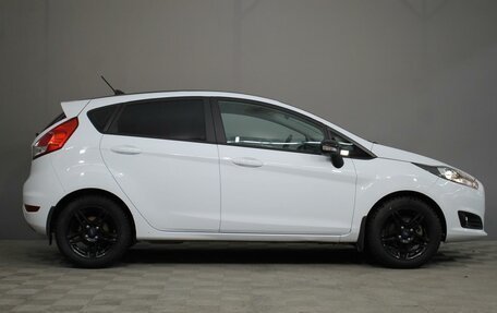 Ford Fiesta, 2017 год, 849 000 рублей, 6 фотография