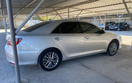 Toyota Camry, 2017 год, 2 800 000 рублей, 2 фотография