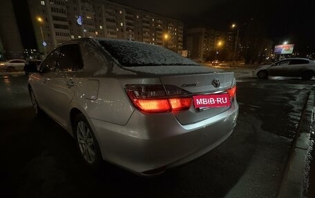 Toyota Camry, 2017 год, 2 800 000 рублей, 12 фотография