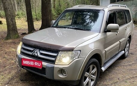 Mitsubishi Pajero IV, 2006 год, 1 220 000 рублей, 3 фотография